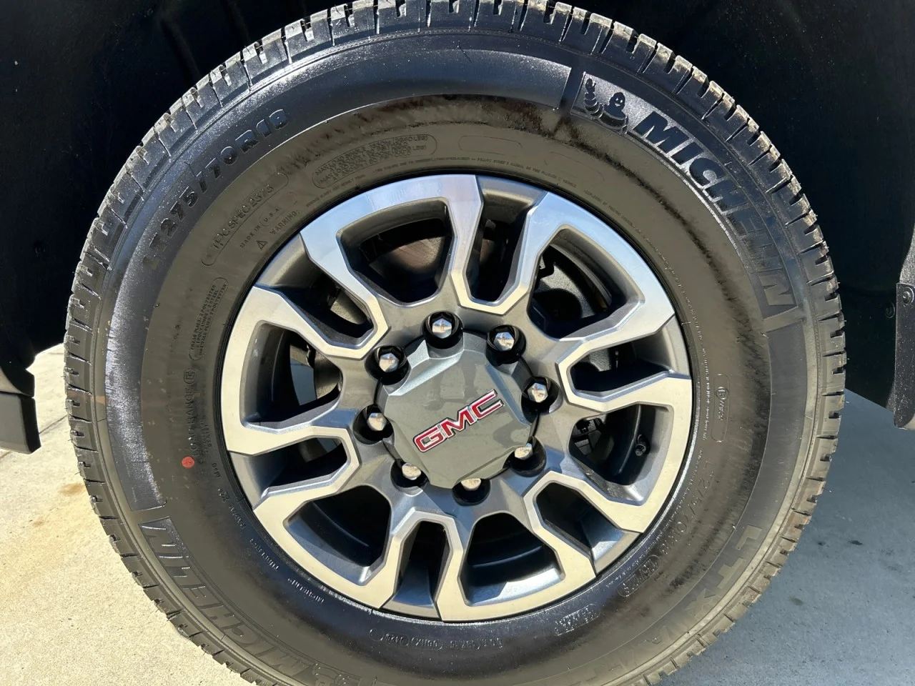 New 2026 Summit White GMC SLT image 9