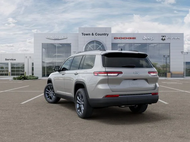 New 2026 Silver Zynith Exterior Paint Jeep  image 3