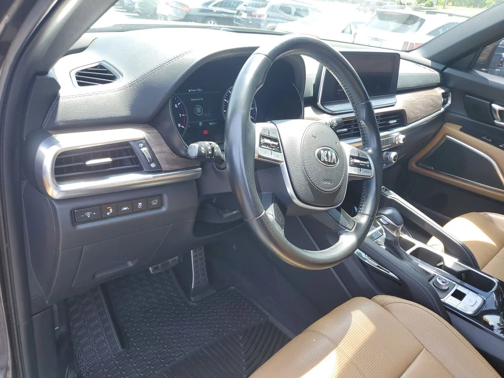 Certified Used 2021 Green Kia SX image 21