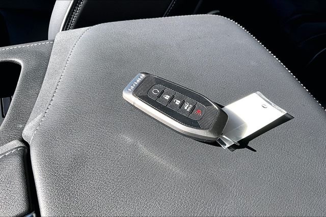 Used 2026 Silver INFINITI LUXE image 10