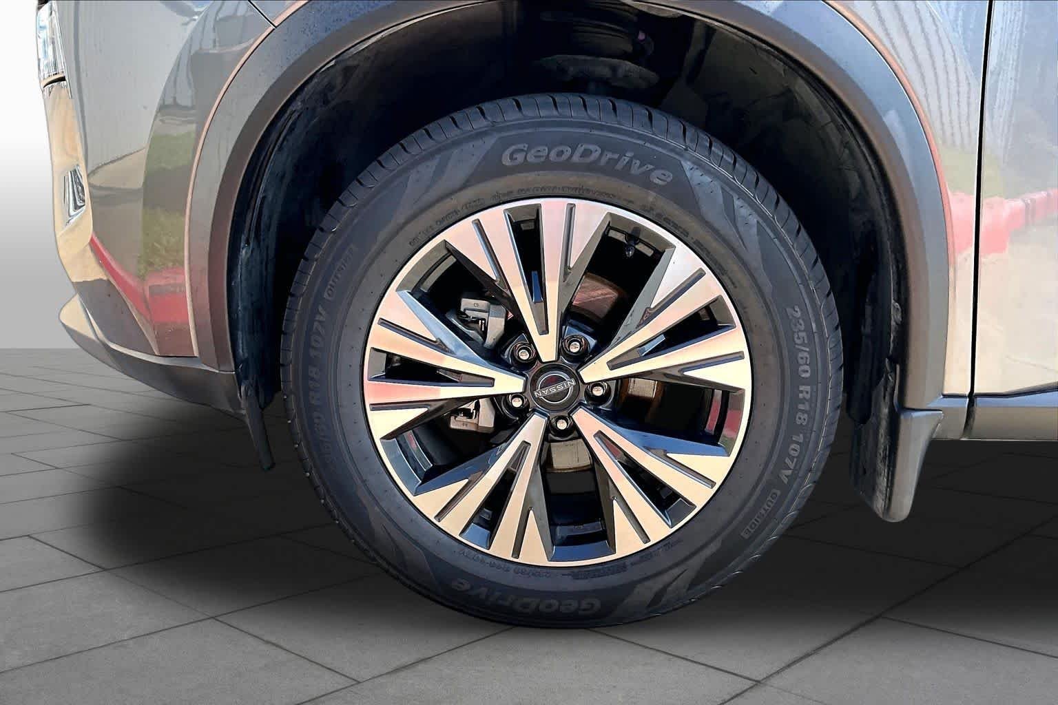 Used 2023 Gun Metallic Nissan SV image 10