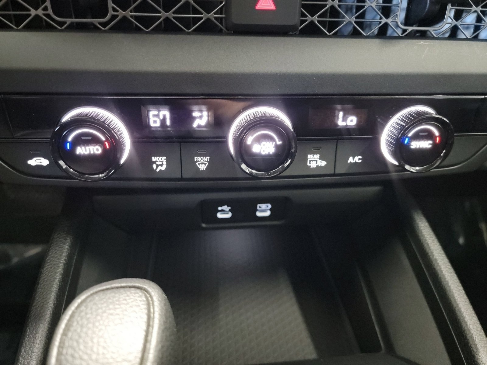 Certified Used 2025 Urban Gray Pearl Honda SE image 21