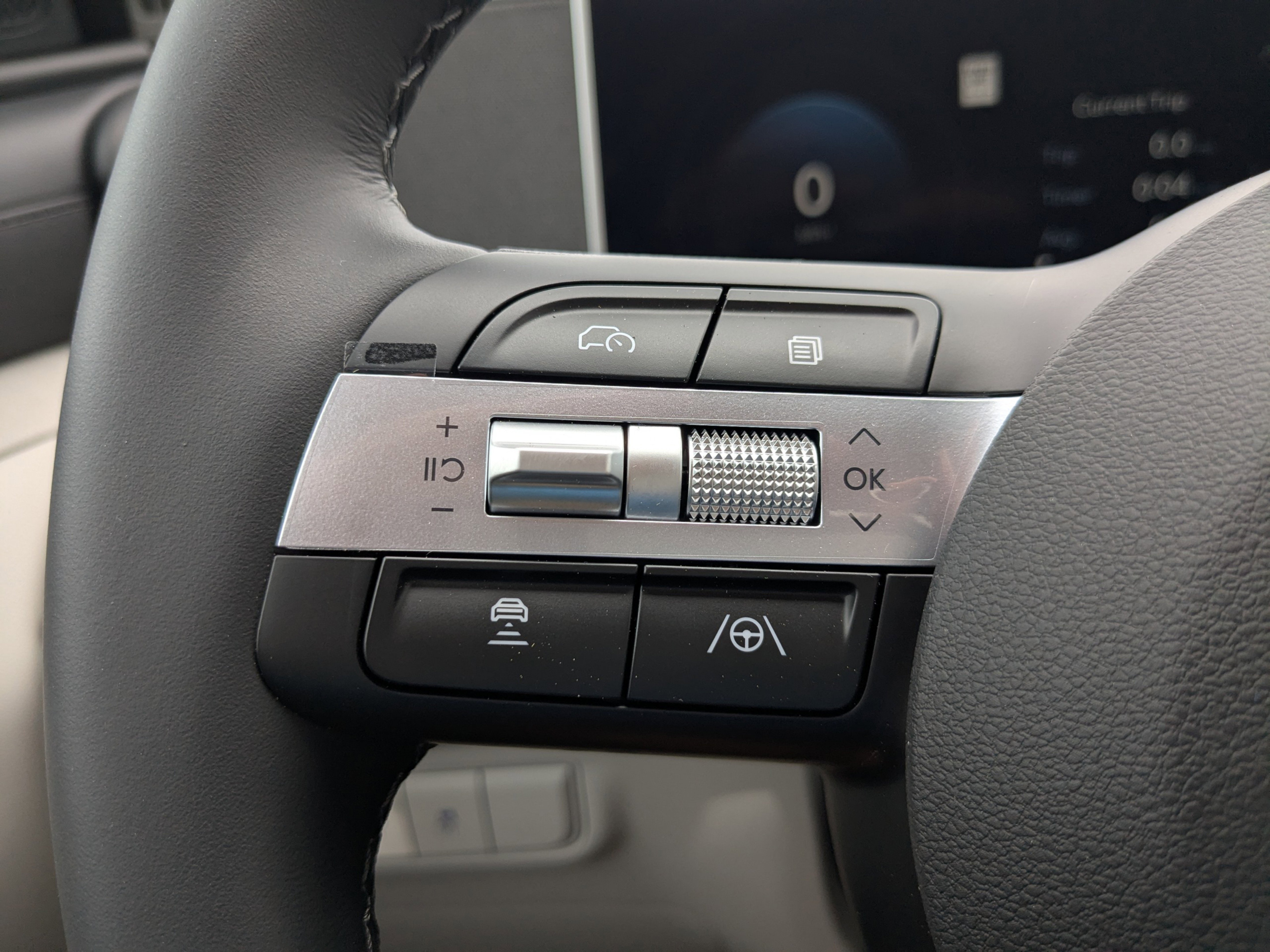 New 2025 Rockwood Green Hyundai SEL Convenience FWD image 21