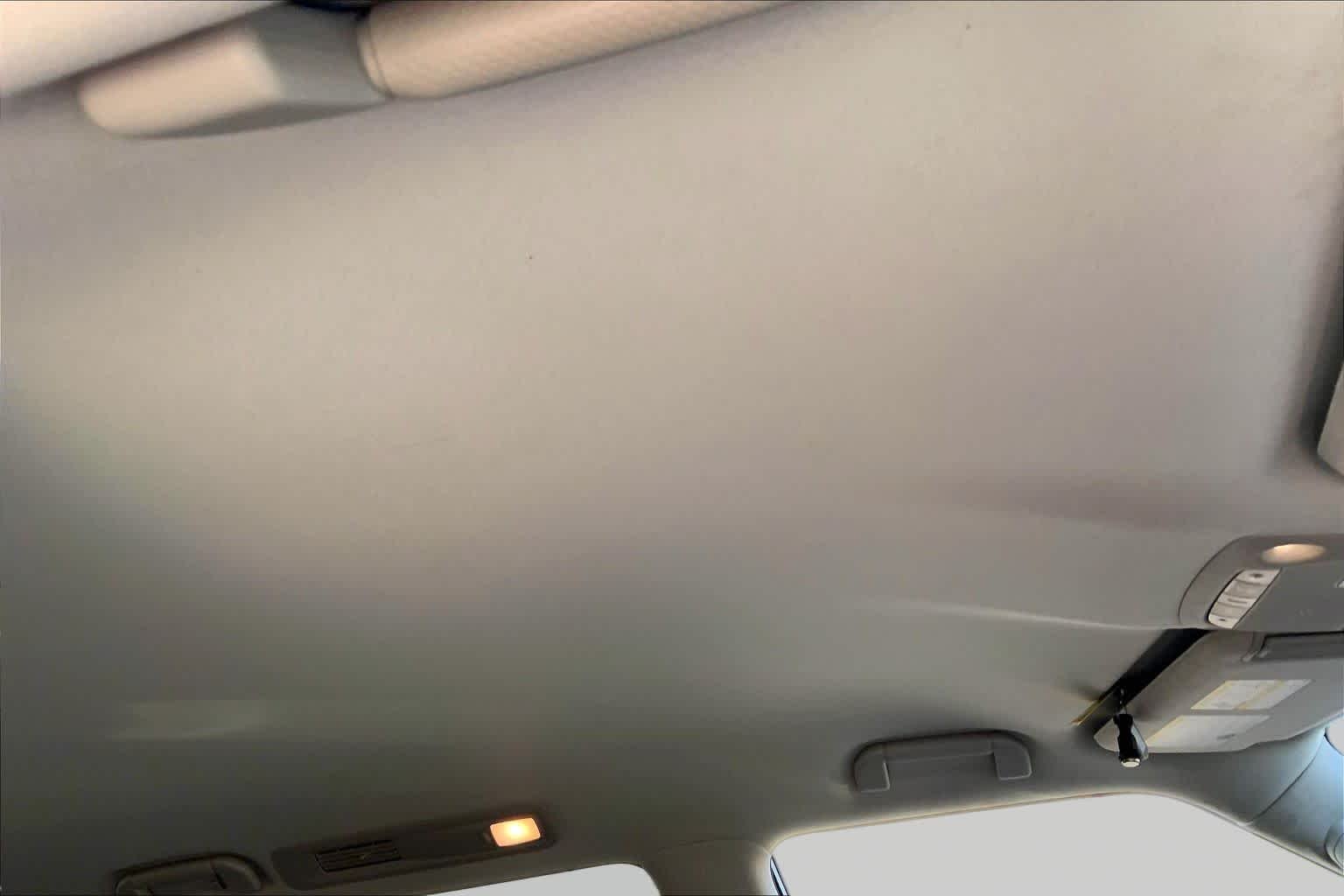 Used 2022 Brilliant Silver Metallic Nissan SV image 27