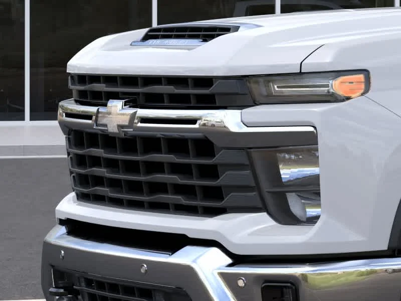 New 2026 Summit White Chevrolet LT DRW image 12