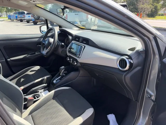 Used 2021 Gray Nissan 1.6 SV image 11