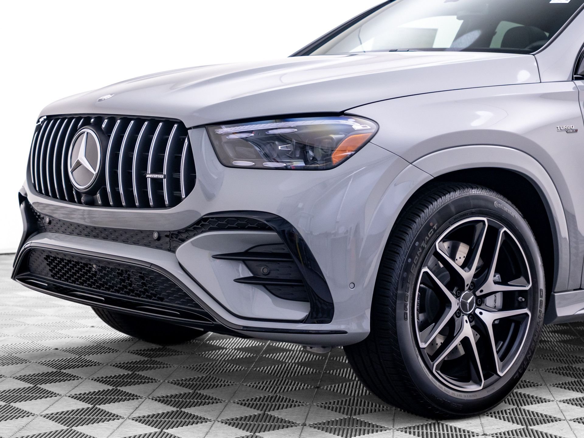 New 2026  Mercedes-Benz GLE 53 AMG® image 39