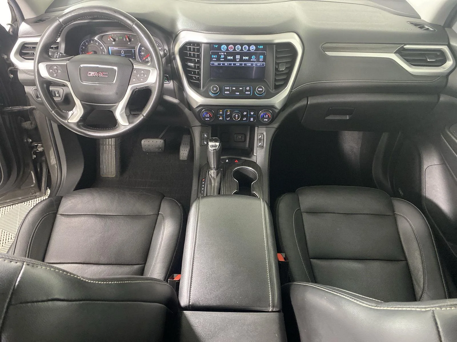Used 2019 Smokey Quartz Metallic GMC SLT image 26