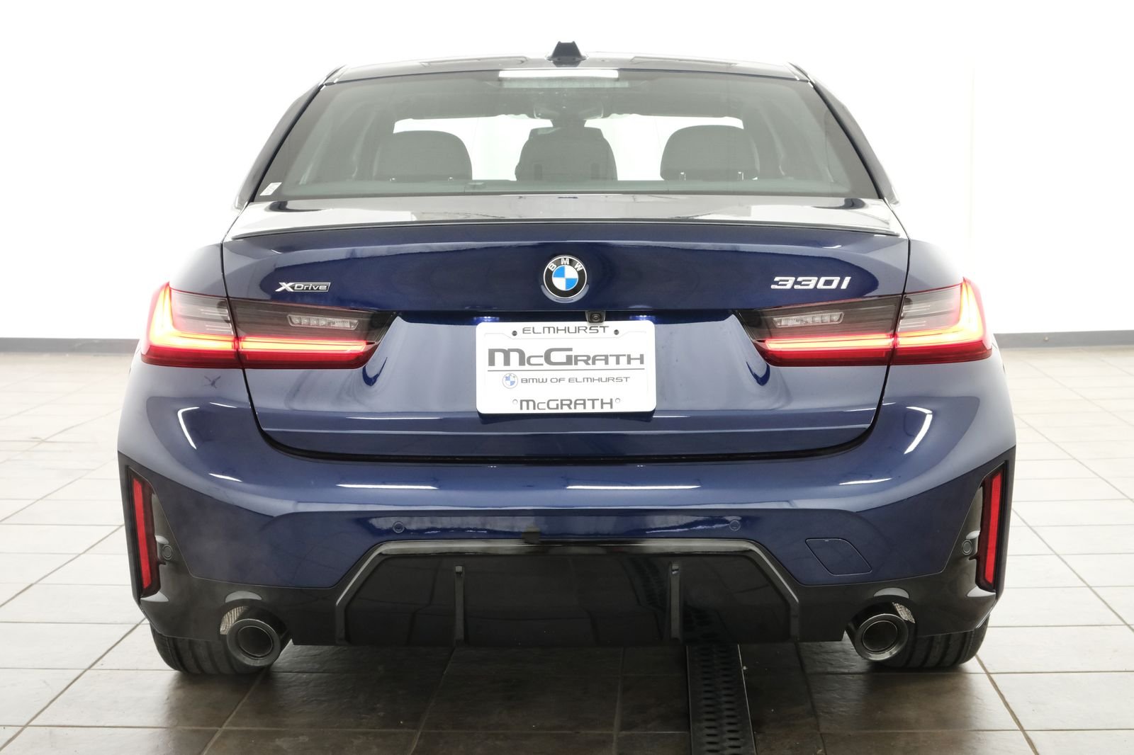 New 2026 Tanzanite Blue II Metallic BMW 330i xDrive image 5