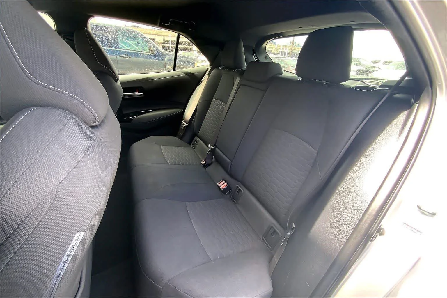 Used 2019 Sil/silver Toyota SE image 29