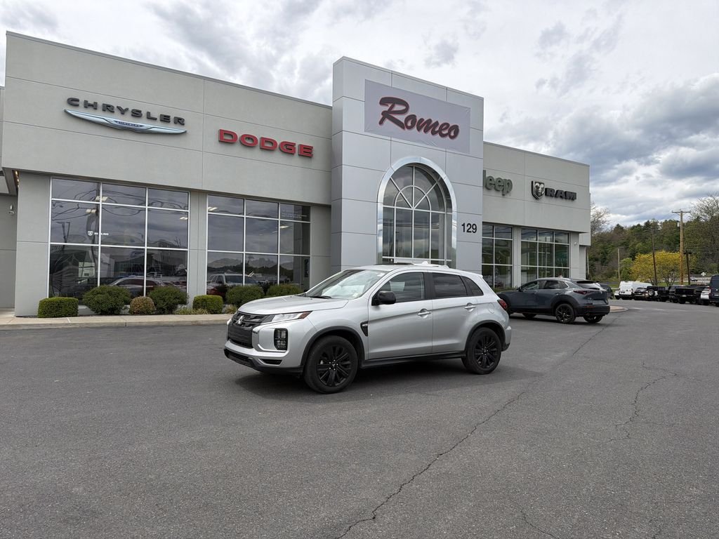 2025 Mitsubishi Outlander Sport 2.0 LE AWC CVT's photo