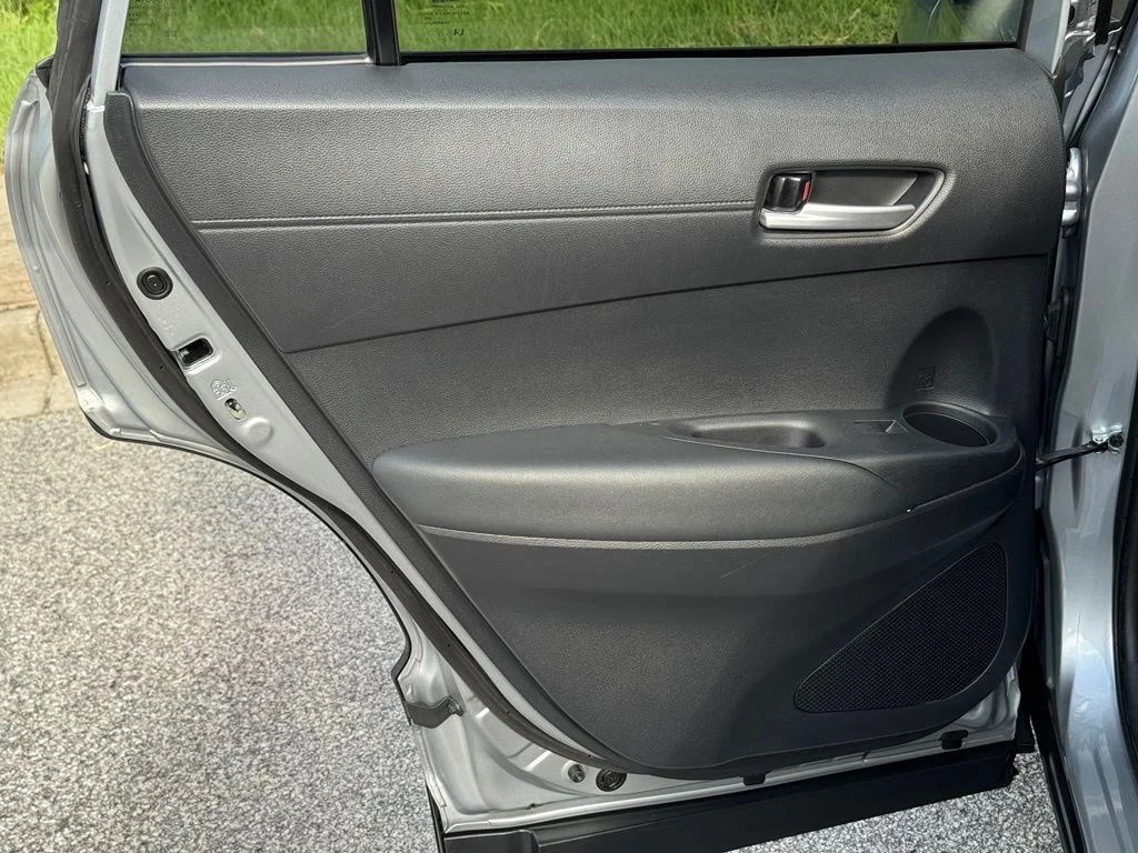 Used 2025 Silver Toyota XLE image 20