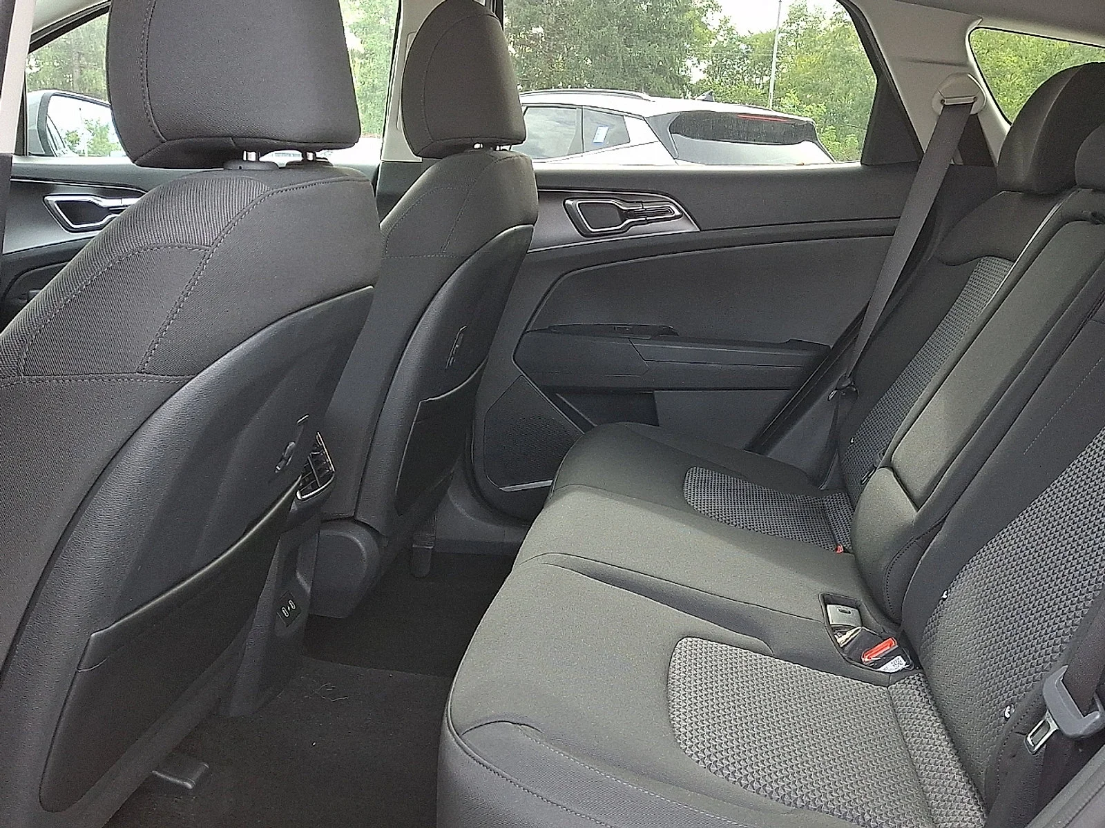 New 2027 Gray Kia S image 10
