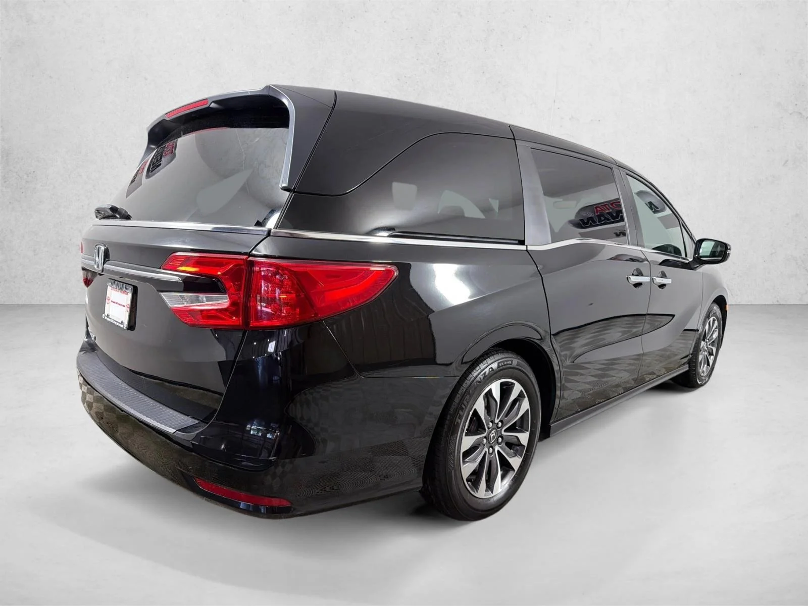Used 2023 Black Honda EX-L image 4