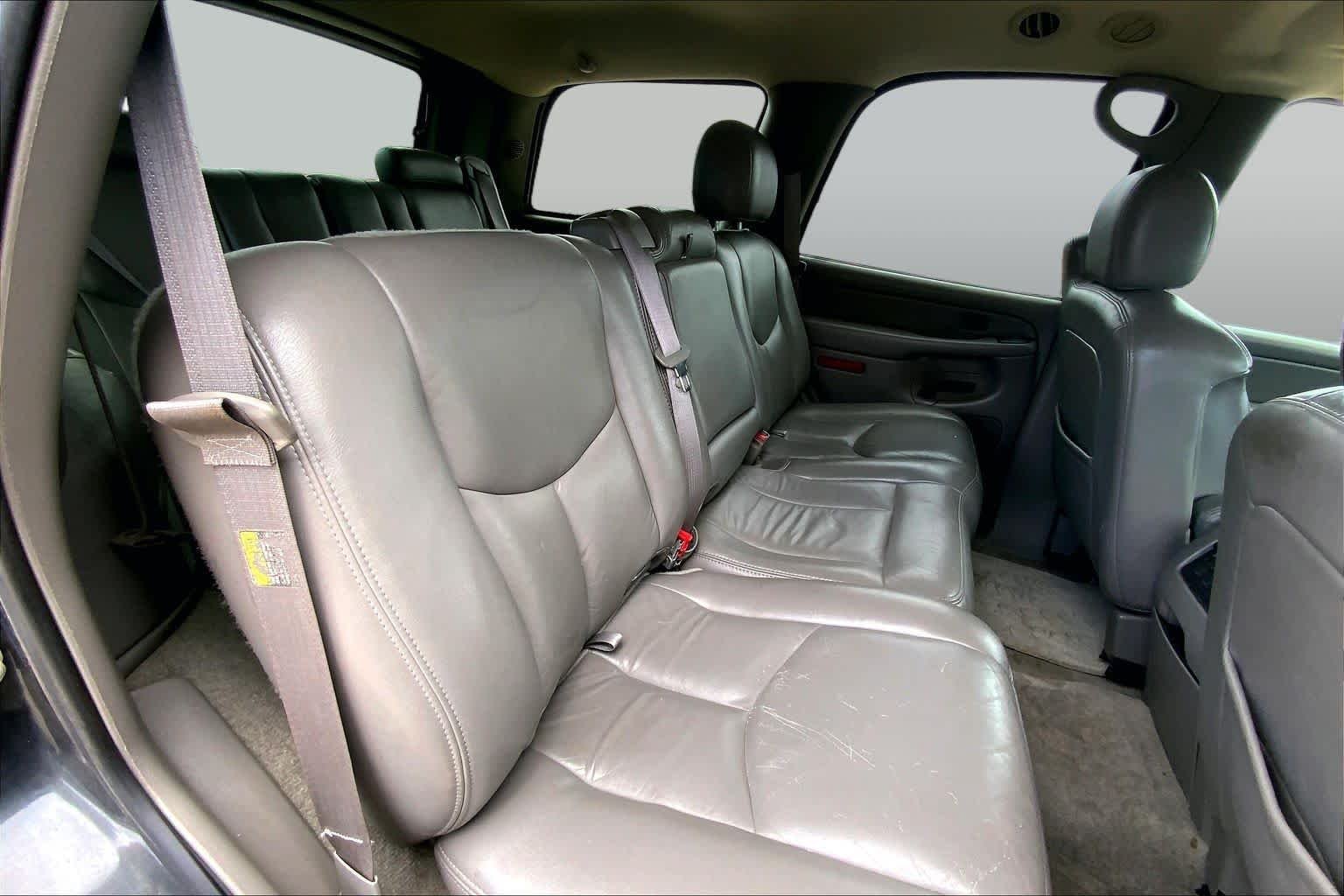 Used 2005 Dark Gray Metallic Chevrolet LT image 17