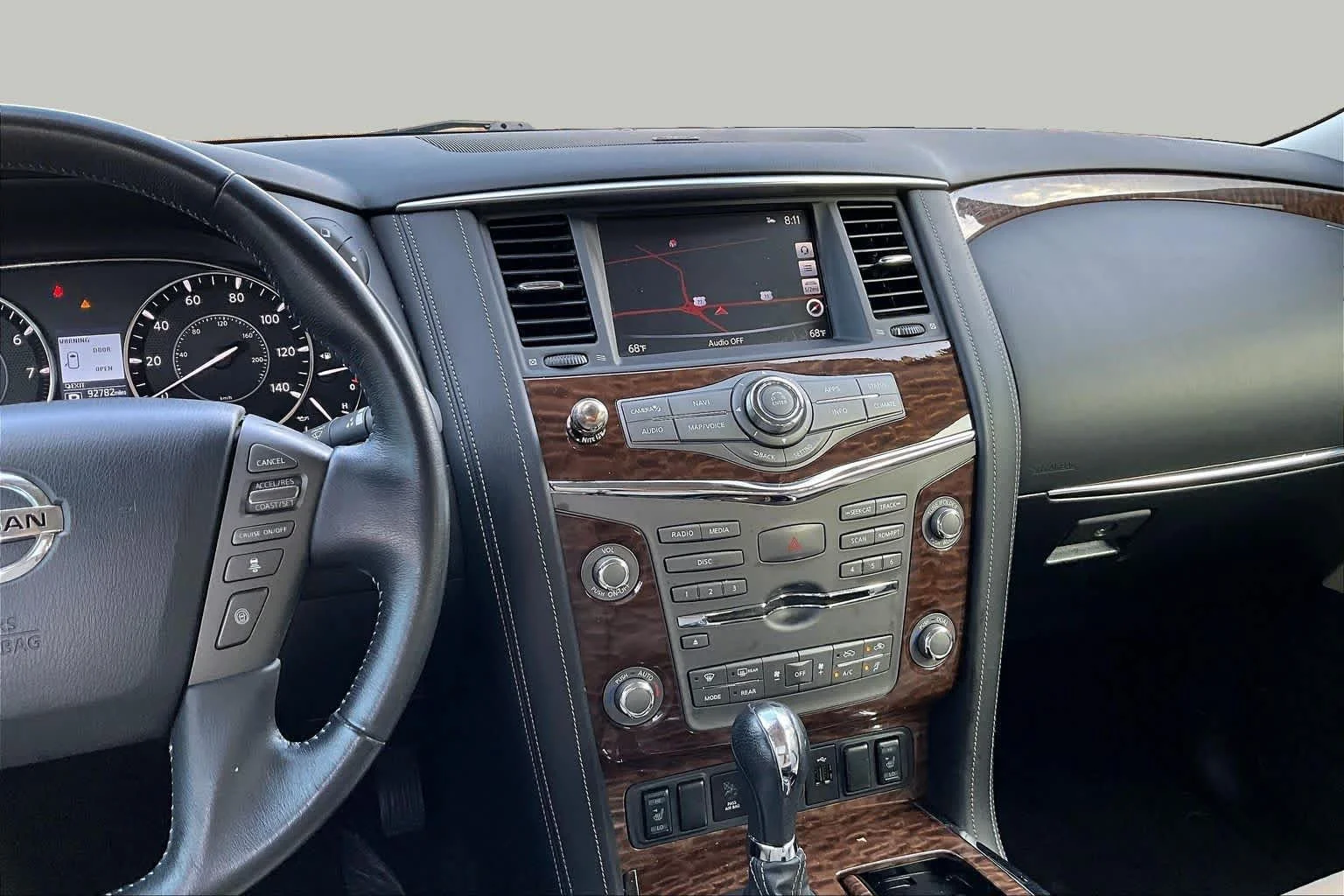 Used 2019 Pearl White Tricoat Nissan SL image 7