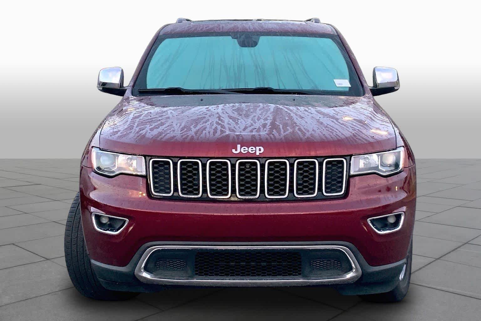 Used 2021 Velvet Red Pearlcoat Jeep Limited image 4