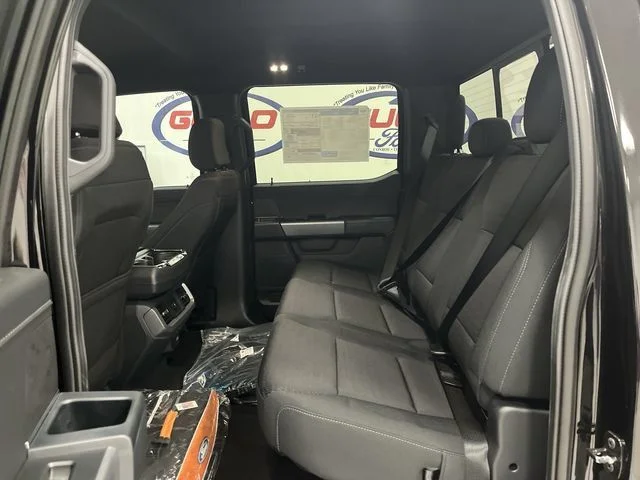 New 2026 Agate Black Metallic Ford XLT image 16
