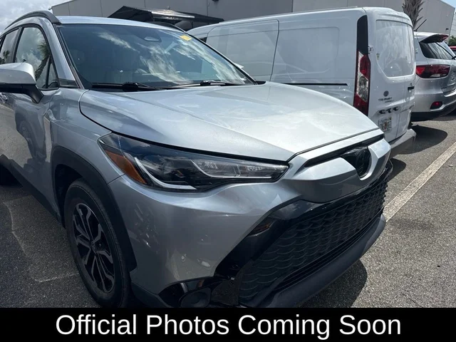 2023 Toyota Corolla Cross Hybrid SE