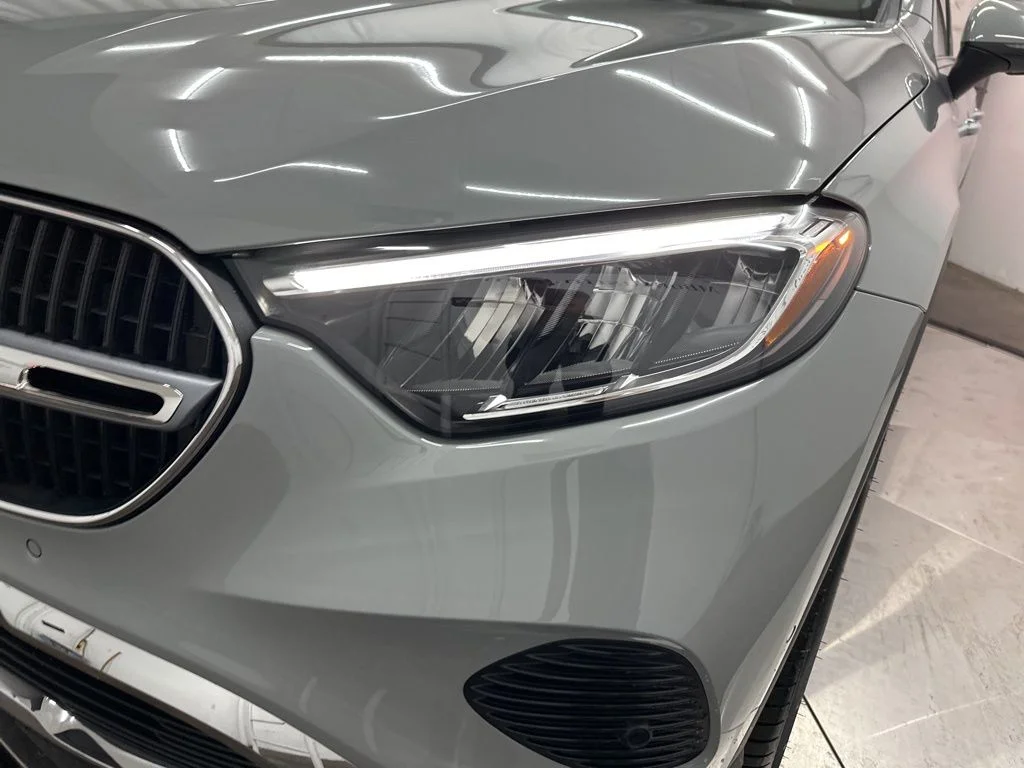 Used 2026 White Mercedes-Benz GLC 300 image 30