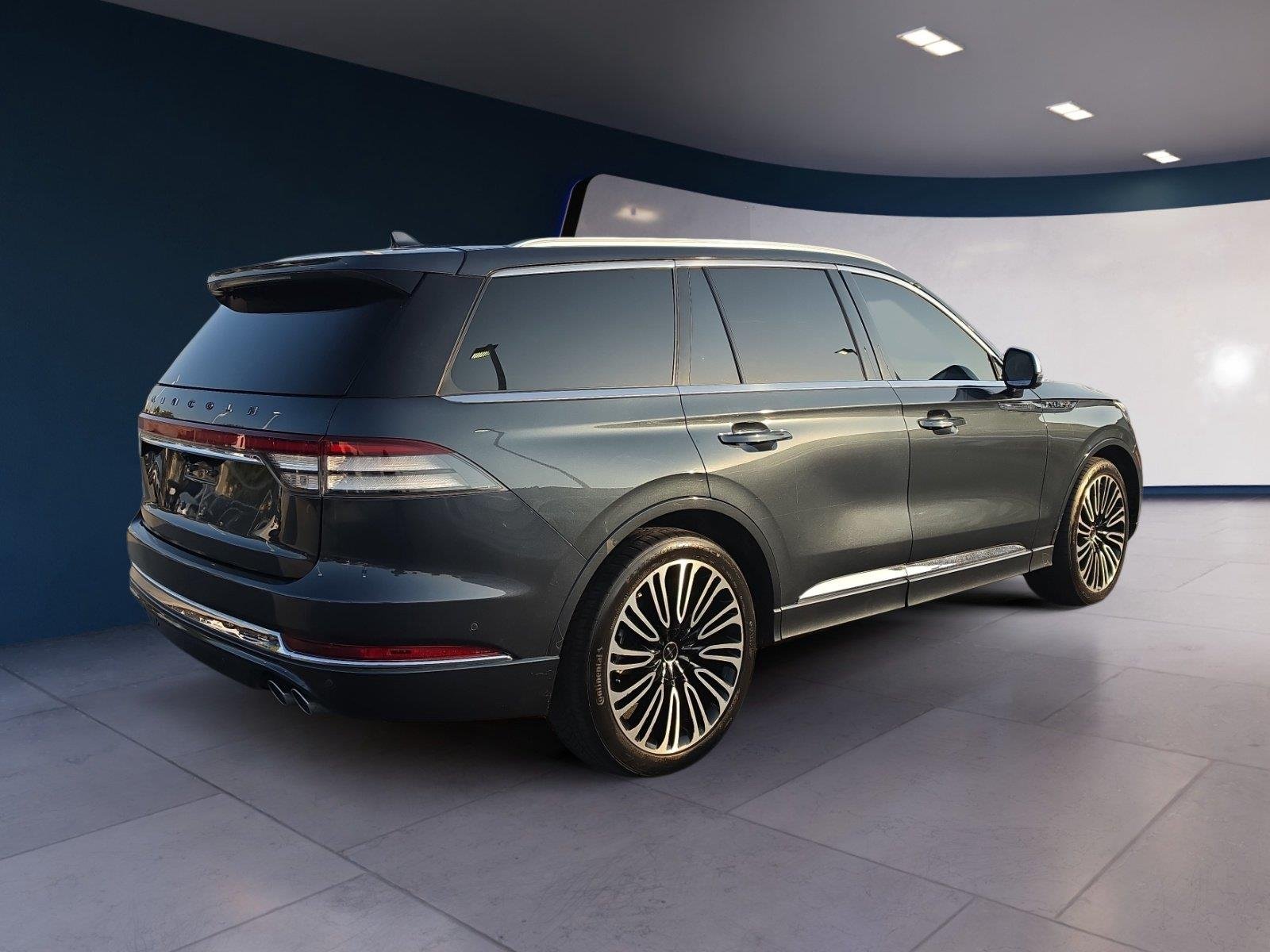 Used 2020 Flight Blue Clearcoat Lincoln Black Label image 5