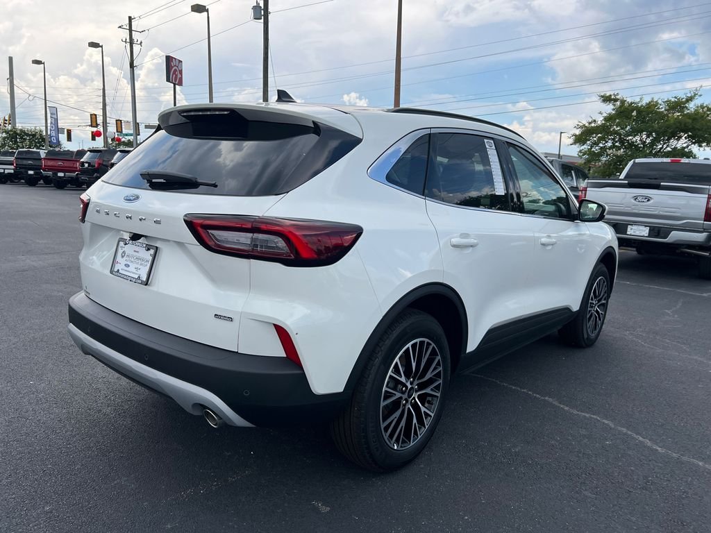 New 2026 White Ford Base image 7