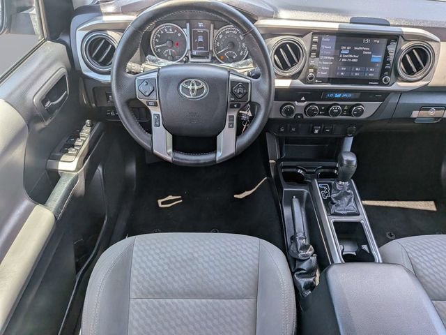 Used 2022 Midnight Black Metallic Toyota SR5 image 21