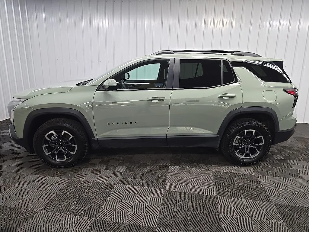 Used 2025 Green Chevrolet ACTIV image 5