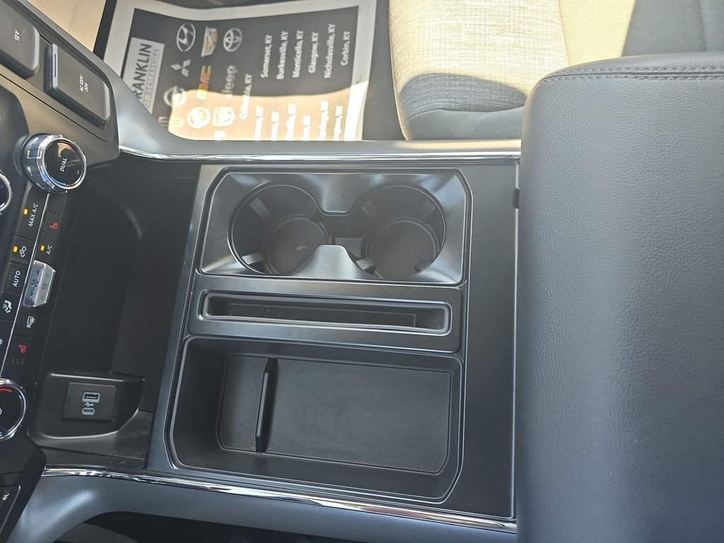 Used 2023 Gray Ford XLT image 21