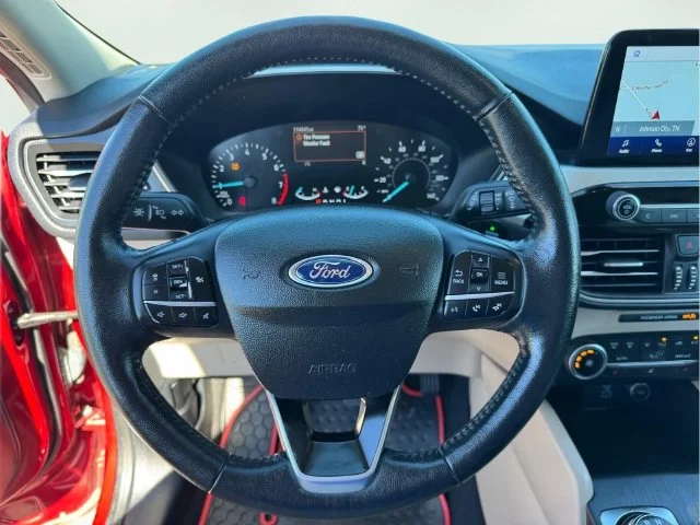 Used 2020 Red Ford SEL image 20