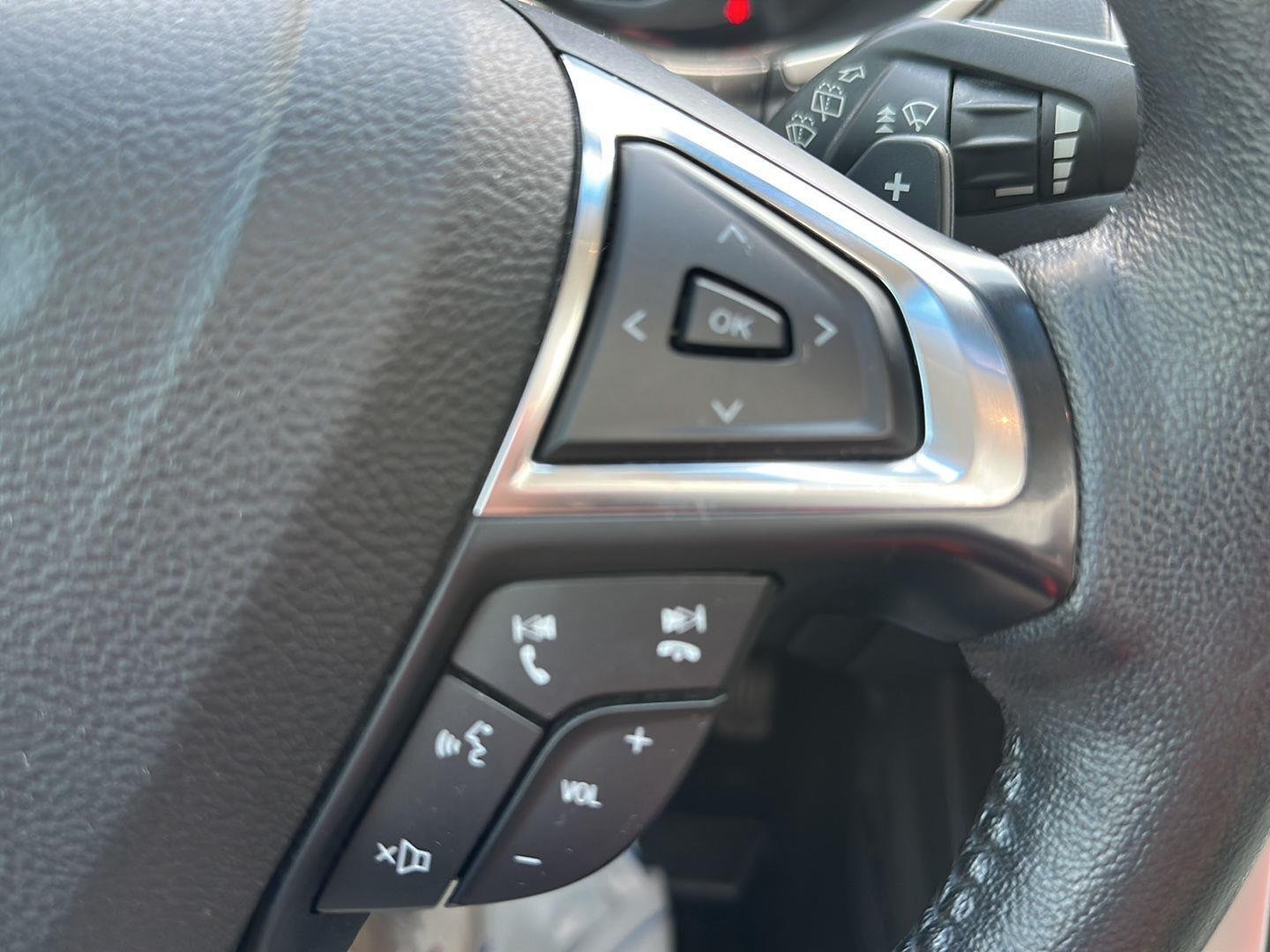 Used 2019 Blue Metallic Ford SEL image 15