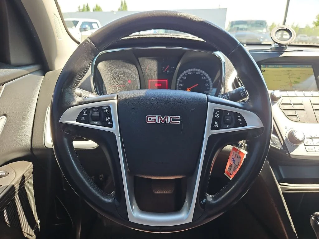 Used 2016 Iridium Metallic GMC SLT image 14