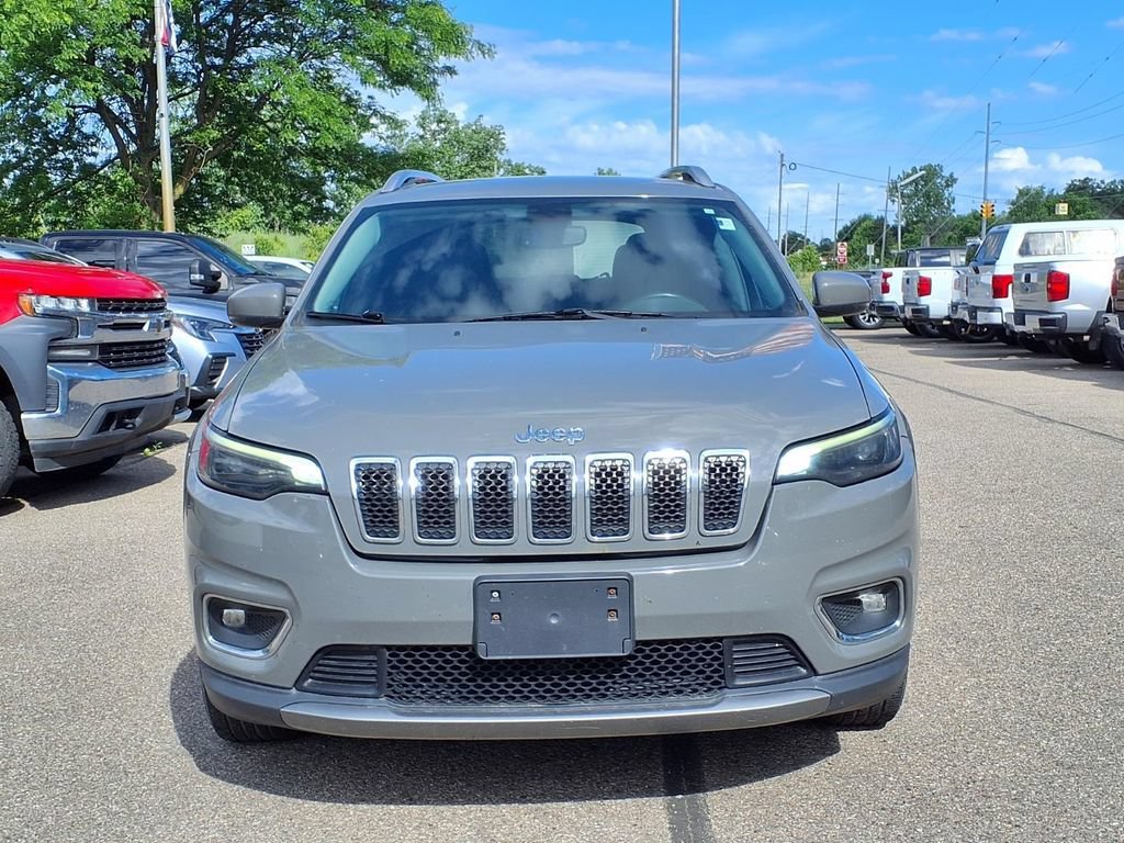Used 2020 Jeep Cherokee Limited with VIN 1C4PJLDB4LD529988 for sale in Howell, MI