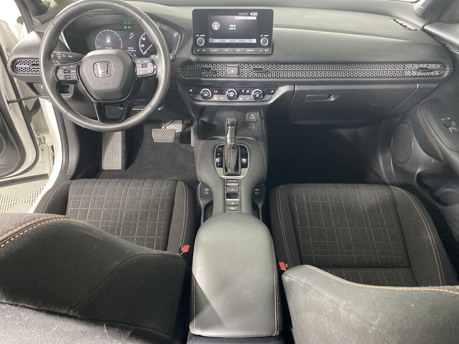Used 2024 Platinum White Pearl Honda Sport image 23