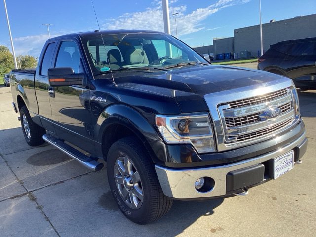 Used 2014 Tuxedo Black Metallic Ford XLT image 9