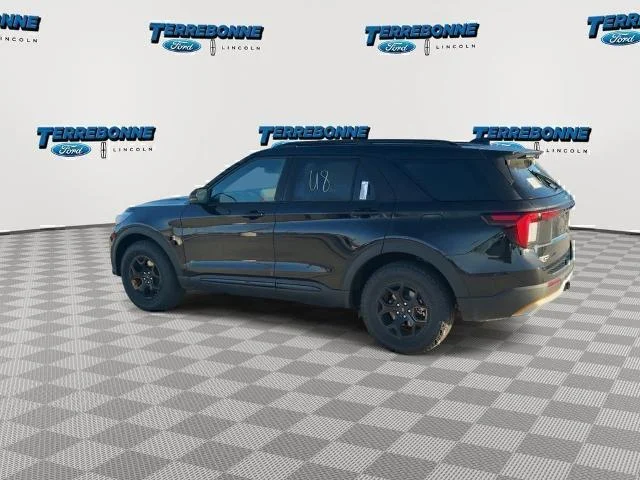 New 2026 Agate Black Metallic Ford Tremor® image 28