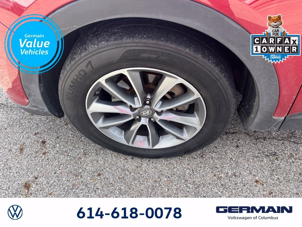 Used 2017 Red Hyundai SE image 17