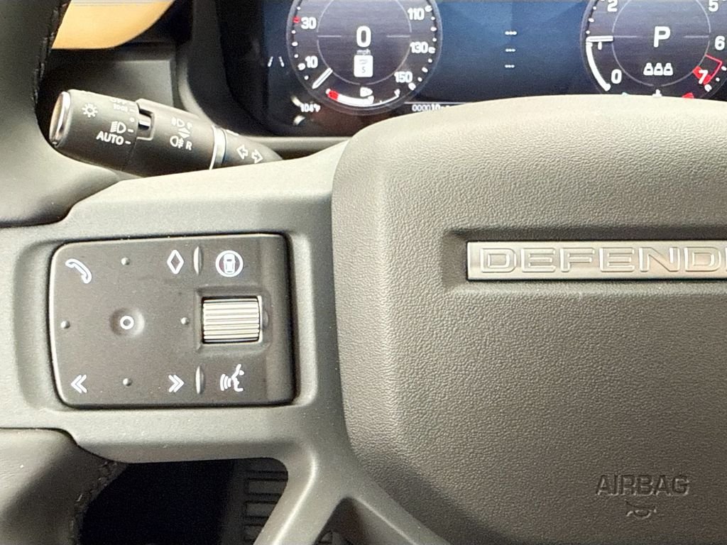 New 2026 Santorini Black Land Rover S image 11