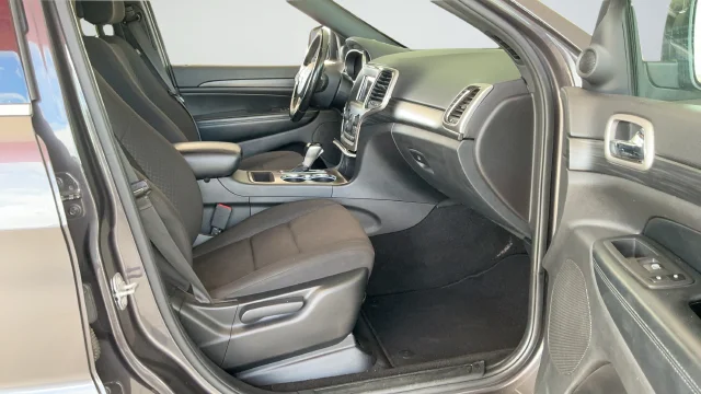 Used 2021 Gray Jeep Laredo E image 23