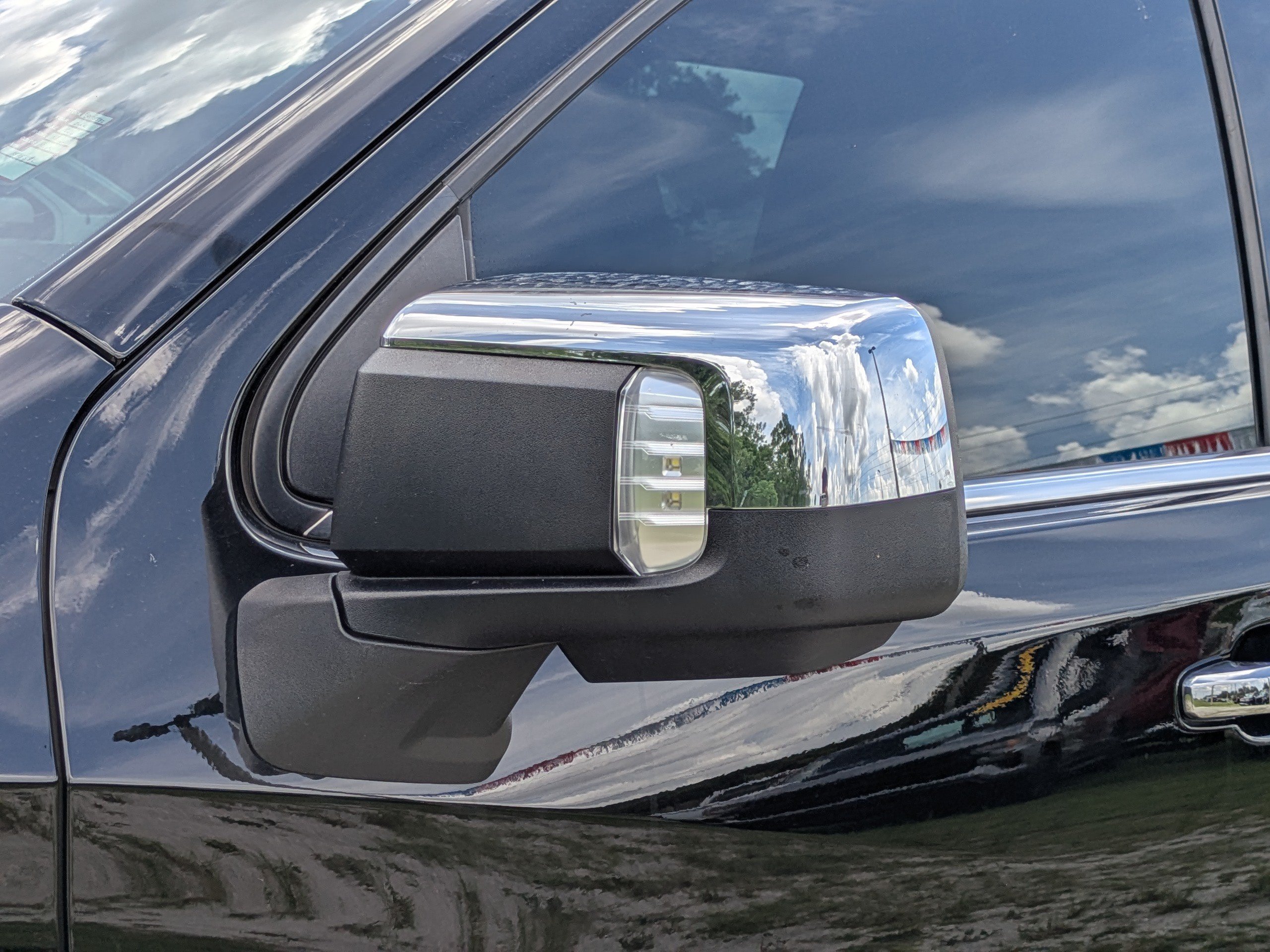 Used 2022 Black Chevrolet LTZ image 12