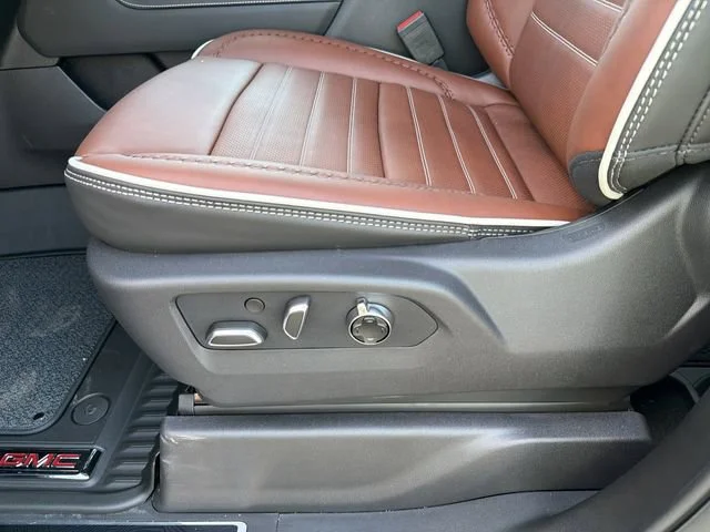 New 2026 Sterling Metallic GMC Denali Ultimate image 20