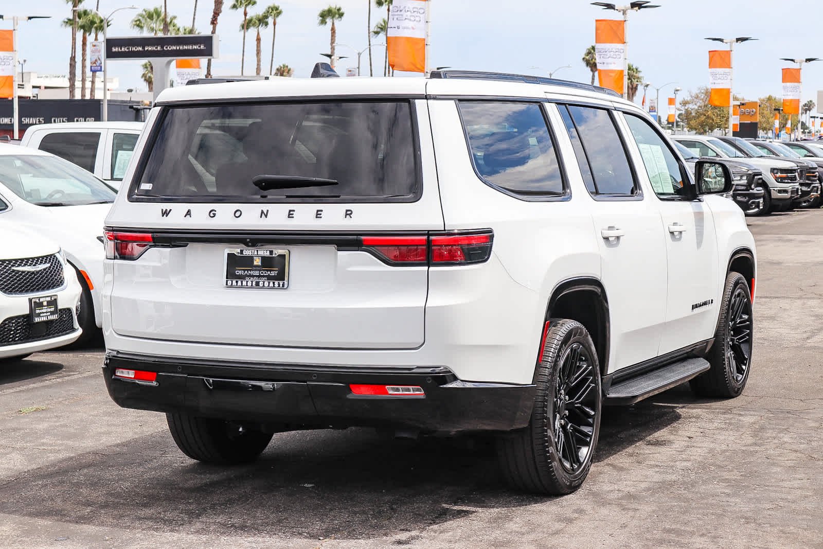 Used 2025 Bright White Clearcoat Jeep Series II Carbide image 4