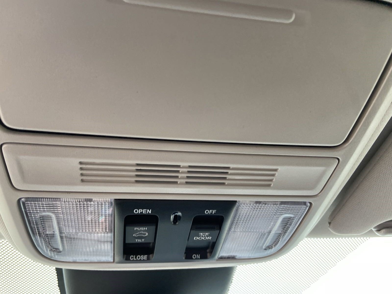 New 2026 Platinum White Pearl Honda Touring image 42