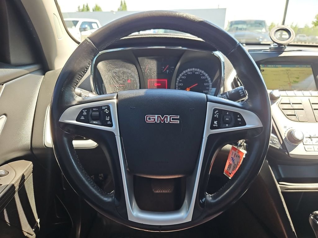 Used 2016 Iridium Metallic GMC SLT image 14