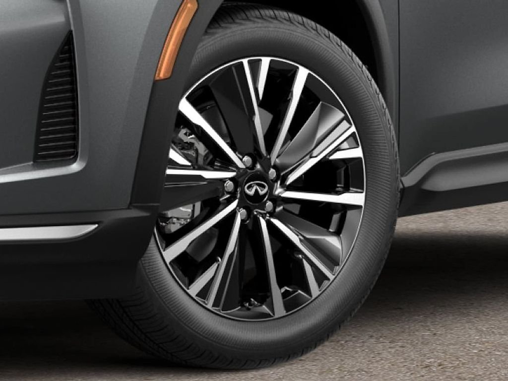 New 2027 GRAPHITE SHADOW INFINITI Luxe AWD image 6