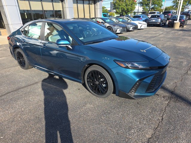 New 2026 Ocean Gem Toyota  SE image 3