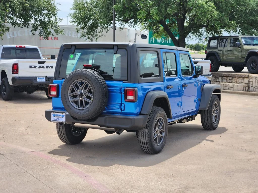 New 2026 Hydro Blue Pearl-Coat Exterior Paint Jeep Sport image 4