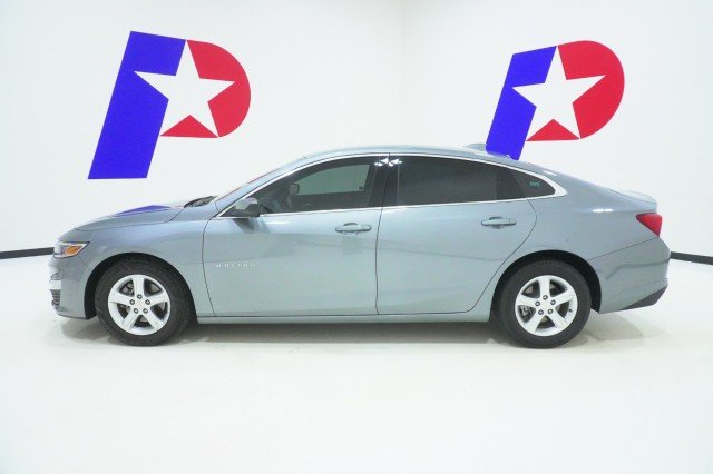 Used 2023  Chevrolet LT image 9