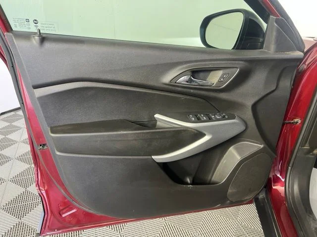 Used 2024 Red Chevrolet 1RS image 13