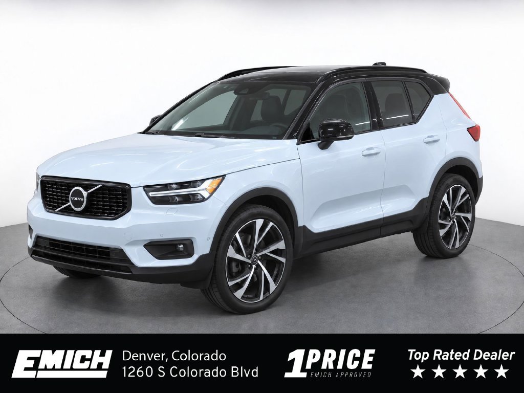 2022 Volvo XC40